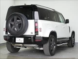 2022 Land Rover Defender 110 X-DYNAMIC White Jeep for sale, Japanese used car export - photo 17 of 50 | GULJI TRADERS