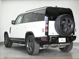 2022 Land Rover Defender 110 X-DYNAMIC White Jeep for sale, Japanese used car export - photo 19 of 50 | GULJI TRADERS