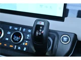 2022 Land Rover Defender 110X Dynamic HSE 4WD Blue Jeep for sale, Japanese used car export - photo 32 of 62 | GULJI TRADERS