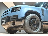 2022 Land Rover Defender 110X Dynamic HSE 4WD Blue Jeep for sale, Japanese used car export - photo 41 of 62 | GULJI TRADERS