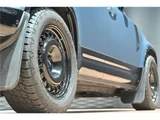 2022 Land Rover Defender 110X Dynamic HSE 4WD Blue Jeep for sale, Japanese used car export - photo 59 of 62 | GULJI TRADERS
