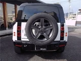 2023 Land Rover Defender 110X Dynamic HSE 4WD White Jeep for sale, Japanese used car export - photo 12 of 50 | GULJI TRADERS