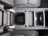 2023 Land Rover Defender 110X Dynamic HSE 4WD White Jeep for sale, Japanese used car export - photo 37 of 50 | GULJI TRADERS