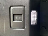 2023 Land Rover Defender 110 75th Diesel Turbo 4WD Green Jeep for sale, Japanese used car export - photo 43 of 71 | GULJI TRADERS