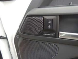 2023 Land Rover Defender 110X- Dynamic HSE D300 Other Jeep for sale, Japanese used car export - photo 18 of 27 | GULJI TRADERS
