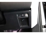 2023 Land Rover Defender 902.0LP3004WD Other Jeep for sale, Japanese used car export - photo 70 of 80 | GULJI TRADERS