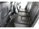 2023 Land Rover Defender 110X- Dynamic HSE D300 White Jeep for sale, Japanese used car export - photo 32 of 48 | GULJI TRADERS