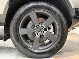 2023 Land Rover Defender 110X- Dynamic HSE D300 Silver Jeep for sale, Japanese used car export - photo 72 of 78 | GULJI TRADERS
