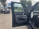 2024 Land Rover Defender 110X Dynamic HSE3.0 Black Jeep for sale, Japanese used car export - photo 17 of 64 | GULJI TRADERS