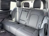 2024 Land Rover Defender 90X- Dynamic SE D300 Gray Jeep for sale, Japanese used car export - photo 27 of 30 | GULJI TRADERS