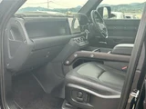 2024 Land Rover Defender 110 X- Dynamic HSE Black Jeep for sale, Japanese used car export - photo 12 of 30 | GULJI TRADERS