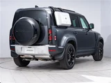 2025 Land Rover Defender 110S D350 with coil suspension Gray Jeep for sale, Japanese used car export - photo 16 of 30 | GULJI TRADERS