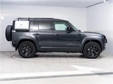 2025 Land Rover Defender 110S D350 with coil suspension Gray Jeep for sale, Japanese used car export - photo 17 of 30 | GULJI TRADERS