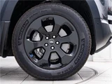 2025 Land Rover Defender 110S D350 with coil suspension Gray Jeep for sale, Japanese used car export - photo 18 of 30 | GULJI TRADERS