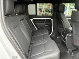 2025 Land Rover Defender 110 X Dynamic HSE 3.0L D350 D White Jeep for sale, Japanese used car export - photo 16 of 50 | GULJI TRADERS