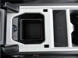 2025 Land Rover Defender 110 X Dynamic HSE 3.0L D350 D White Jeep for sale, Japanese used car export - photo 39 of 50 | GULJI TRADERS