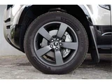 2025 Land Rover Defender 110X-Dynamic HSE D350 Silver Jeep for sale, Japanese used car export - photo 9 of 47 | GULJI TRADERS