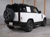 2025 Land Rover Defender 90 X-Dynamic HSE 3.0L D350 D White Jeep for sale, Japanese used car export - photo 12 of 20 | GULJI TRADERS