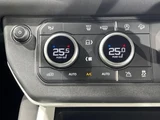 2025 Land Rover Defender 90X-Dynamic HSE D350 Other Jeep for sale, Japanese used car export - photo 7 of 9 | GULJI TRADERS