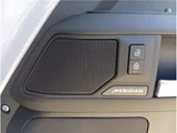 2026 Land Rover Defender 110X-Dynamic HSE PHEV P300e Gray Jeep for sale, Japanese used car export - photo 23 of 29 | GULJI TRADERS