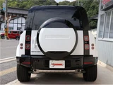 2026 Land Rover Defender 110X-Dynamic SE P300 White Jeep for sale, Japanese used car export - photo 7 of 49 | GULJI TRADERS