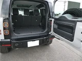2026 Land Rover Defender 110X-Dynamic SE P300 Air suspension Sunroof Gray Jeep for sale, Japanese used car export - photo 27 of 79 | GULJI TRADERS