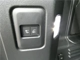 2026 Land Rover Defender 110X-Dynamic SE P300 Air suspension Sunroof Gray Jeep for sale, Japanese used car export - photo 29 of 79 | GULJI TRADERS