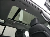 2026 Land Rover Defender 110X-Dynamic SE P300 Air suspension Sunroof Gray Jeep for sale, Japanese used car export - photo 76 of 79 | GULJI TRADERS