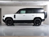 2026 Land Rover Defender 110X-Dynamic SE D350 Air Suspension Equipped Vehicle White Jeep for sale, Japanese used car export - photo 14 of 30 | GULJI TRADERS
