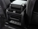 2026 Land Rover Defender 110X-Dynamic SE D350 Air Suspension Equipped Vehicle White Jeep for sale, Japanese used car export - photo 24 of 30 | GULJI TRADERS