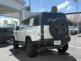 2026 Land Rover Defender Defender 110X Dynamic SE 4WD White Jeep for sale, Japanese used car export - photo 2 of 24 | GULJI TRADERS