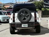 2026 Land Rover Defender Defender 110X Dynamic SE 4WD White Jeep for sale, Japanese used car export - photo 14 of 24 | GULJI TRADERS