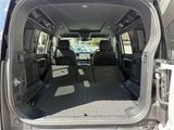 2026 Land Rover Defender Defender 110X Dynamic SE 4WD White Jeep for sale, Japanese used car export - photo 17 of 24 | GULJI TRADERS