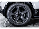 2026 Land Rover Defender 110 X Dynamic SE 2.0L P300 4WD Gray Jeep for sale, Japanese used car export - photo 22 of 50 | GULJI TRADERS