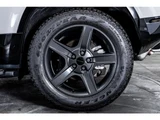 2026 Land Rover Defender 110 X Dynamic SE 2.0L P300 4WD Gray Jeep for sale, Japanese used car export - photo 23 of 50 | GULJI TRADERS