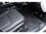 2026 Land Rover Defender 110 X Dynamic SE 2.0L P300 4WD Gray Jeep for sale, Japanese used car export - photo 44 of 50 | GULJI TRADERS
