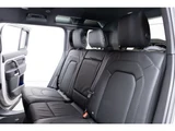 2026 Land Rover Defender 110 X Dynamic SE 2.0L P300 4WD Gray Jeep for sale, Japanese used car export - photo 48 of 50 | GULJI TRADERS