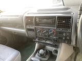 1997 Land Rover Discovery Tdi SUV for sale, Japanese used car export - photo 18 of 22 | GULJI TRADERS
