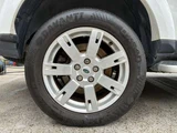 2011 Land Rover Discovery SE 4WD SUV for sale, Japanese used car export - photo 15 of 68 | GULJI TRADERS