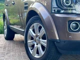 2015 Land Rover Discovery HSE 4WD SUV for sale, Japanese used car export - photo 29 of 40 | GULJI TRADERS