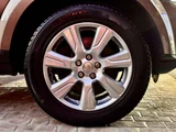 2015 Land Rover Discovery HSE 4WD SUV for sale, Japanese used car export - photo 34 of 40 | GULJI TRADERS