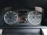 2016 Land Rover Discovery SE 4WD SUV for sale, Japanese used car export - photo 31 of 42 | GULJI TRADERS
