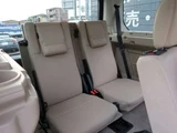2016 Land Rover Discovery SE 4WD SUV for sale, Japanese used car export - photo 38 of 42 | GULJI TRADERS