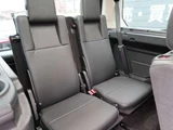 2016 Land Rover Discovery SE 4WD SUV for sale, Japanese used car export - photo 38 of 42 | GULJI TRADERS
