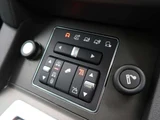 2017 Land Rover Discovery HSE 4WD SUV for sale, Japanese used car export - photo 31 of 45 | GULJI TRADERS
