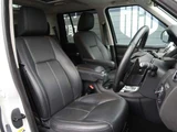 2017 Land Rover Discovery HSE 4WD SUV for sale, Japanese used car export - photo 39 of 45 | GULJI TRADERS