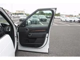 2018 Land Rover Discovery HSE SUV for sale, Japanese used car export - photo 16 of 22 | GULJI TRADERS