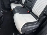 2021 Land Rover Discovery R- Dynamic HSE D300 SUV for sale, Japanese used car export - photo 69 of 79 | GULJI TRADERS