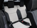 2021 Land Rover Discovery R- Dynamic HSE P360 SUV for sale, Japanese used car export - photo 3 of 9 | GULJI TRADERS