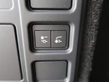 2026 Land Rover Discovery Dynamic SE D350 SUV for sale, Japanese used car export - photo 8 of 9 | GULJI TRADERS
